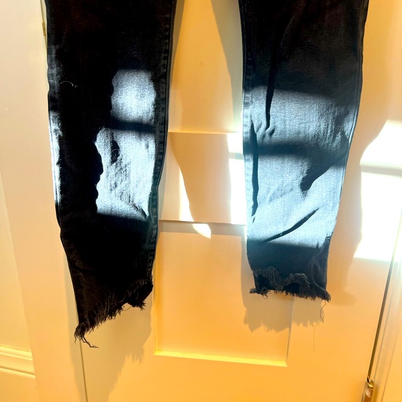 Joe’s Jeans Black Distressed hem Skinny Jeans, 28 - Picture 2 of 4